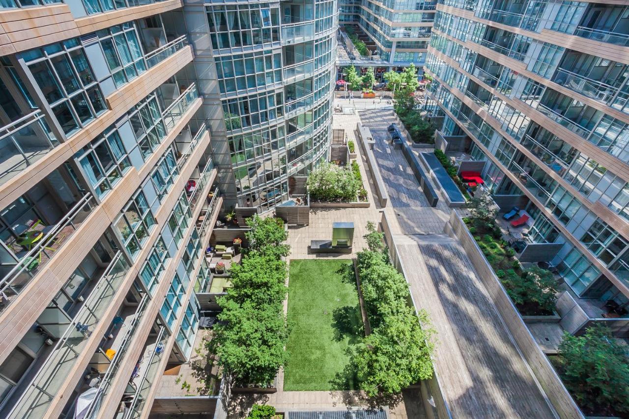 Cozy 2Br Close To Cn Tower & Harbourfront Toronto Exterior foto