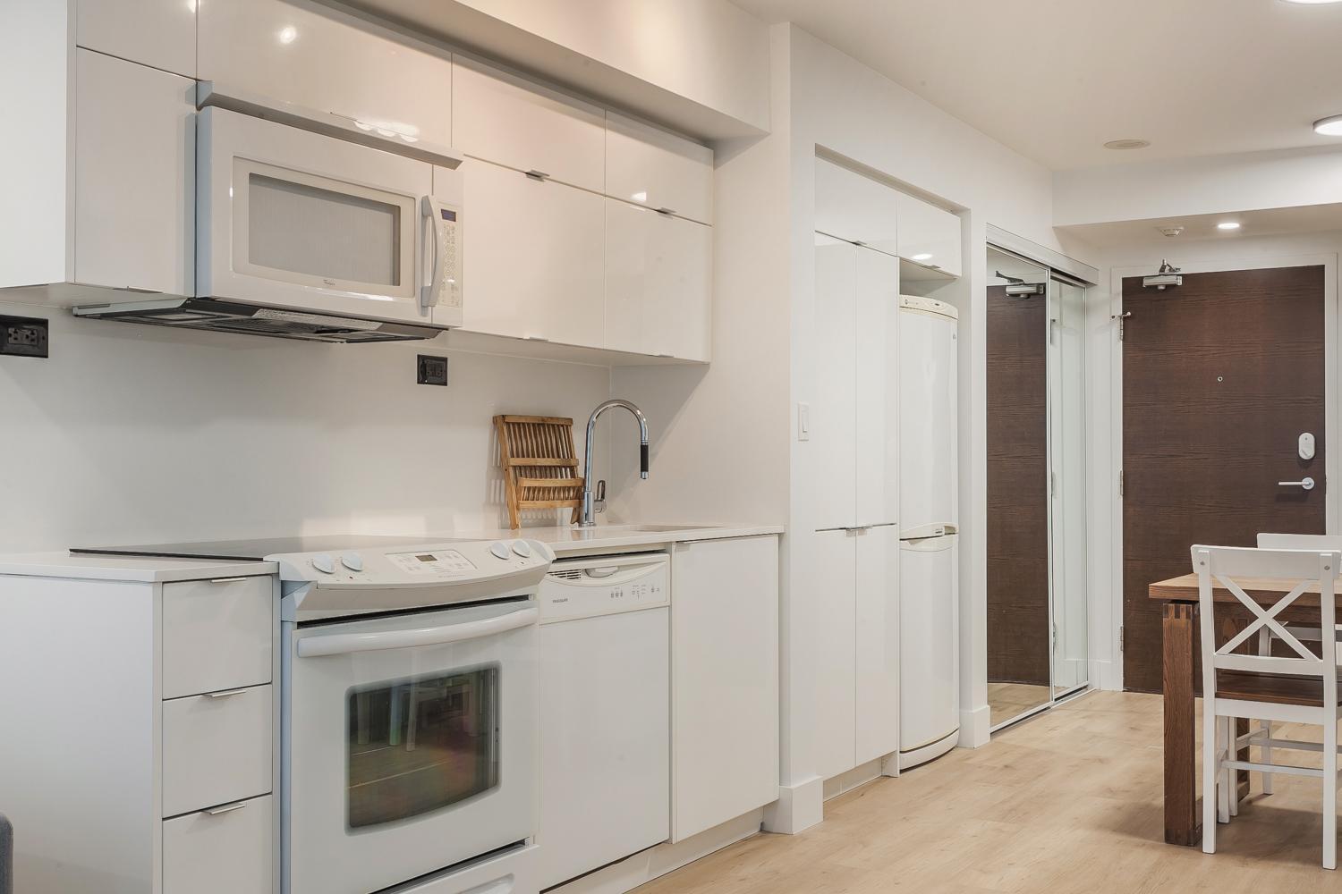 Cozy 2Br Close To Cn Tower & Harbourfront Toronto Exterior foto